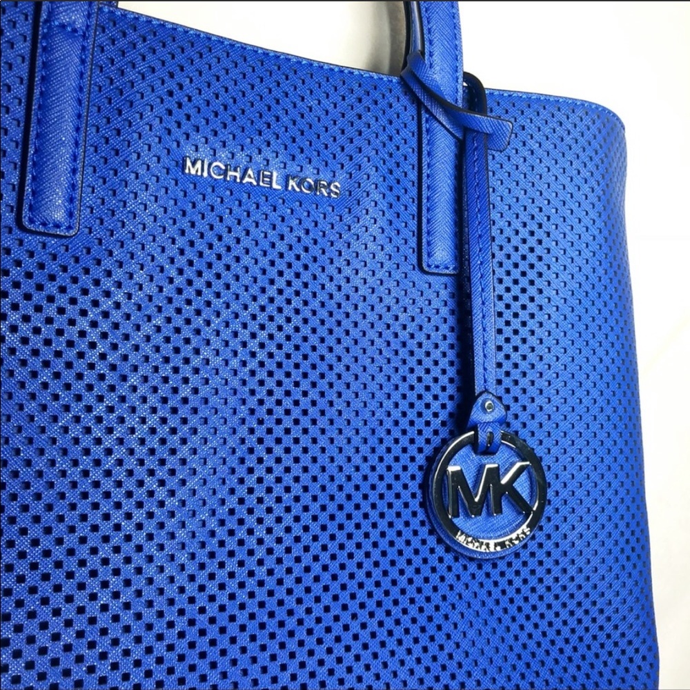 MICHAEL KORS Hayley Perforated-Leather Bag - Picture 5 of 7